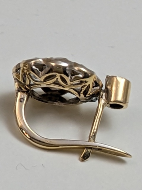 Kolczyki złote pr. 585 z diamentami